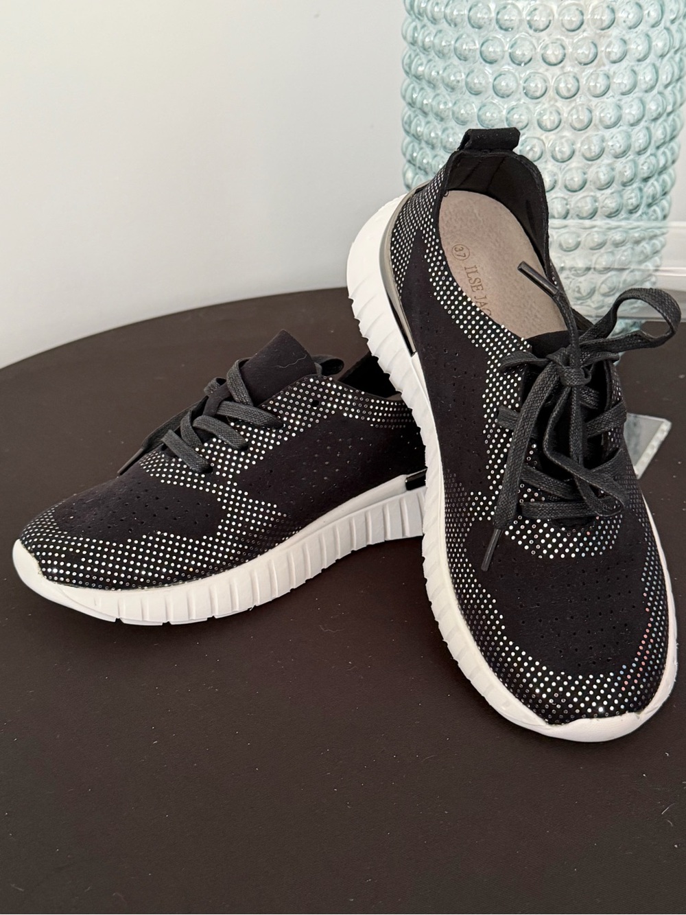 Ilse Jacobson Tulip Sneakers NWOT